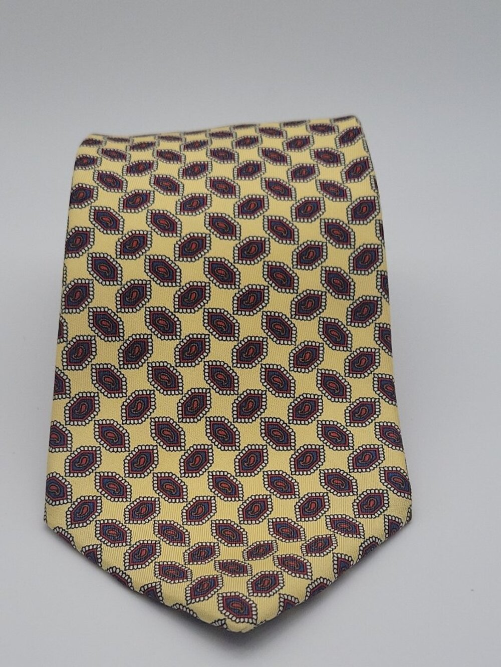 Silk tie made by the British luxury brand Aquascutum. 